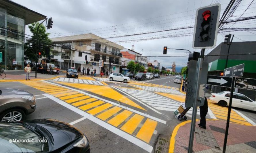 San Fernando: Más de 8.000 m2 de pintura de pasos de cebra y lomos de toro