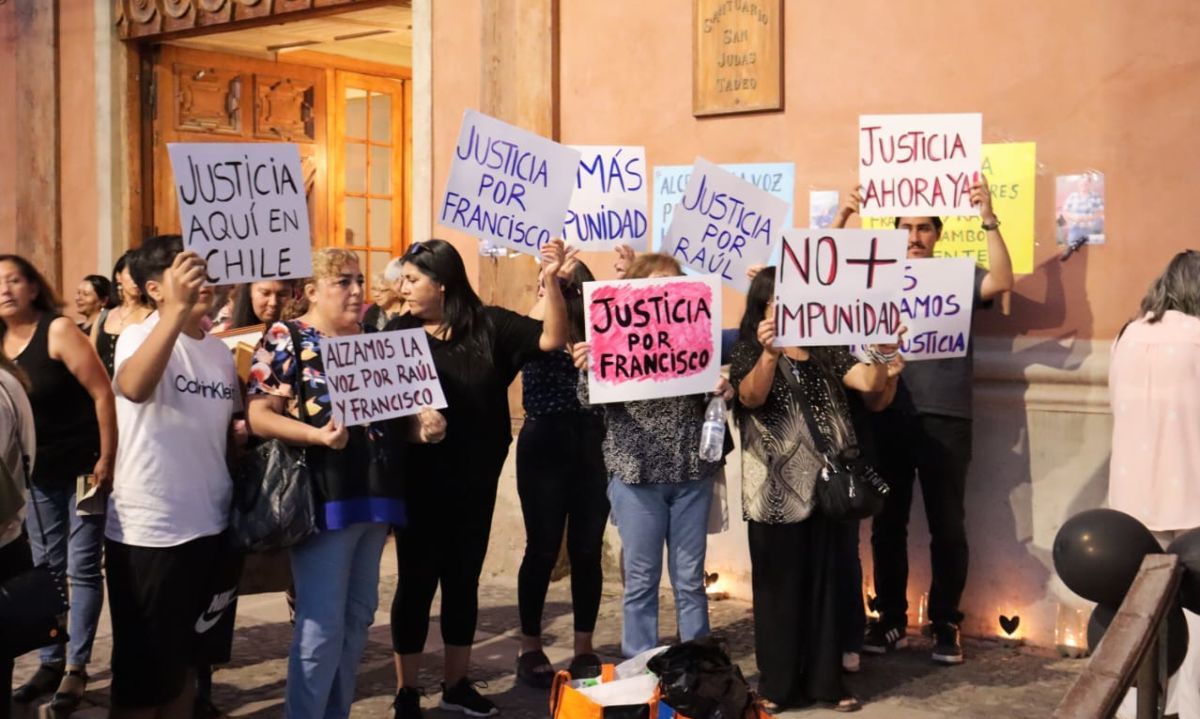 [FOTOS] Familias de agricultores asesinados en Malloa siguen exigiendo justicia