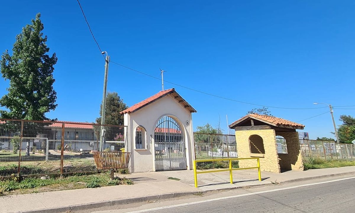 Placilla: Cinco alumnos intoxicados por fumigación en predio cercano a Escuela La Tuna