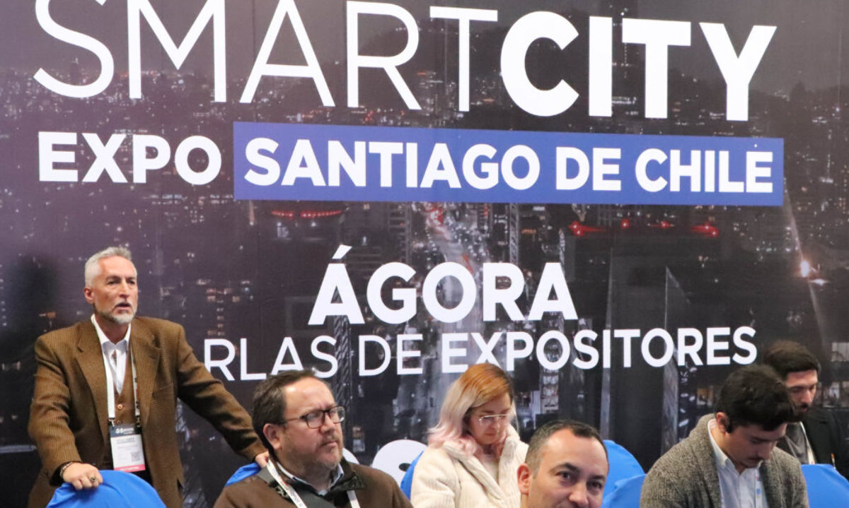 Municipalidad de San Fernando conoció experiencias en Smart City Expo Santiago 2024