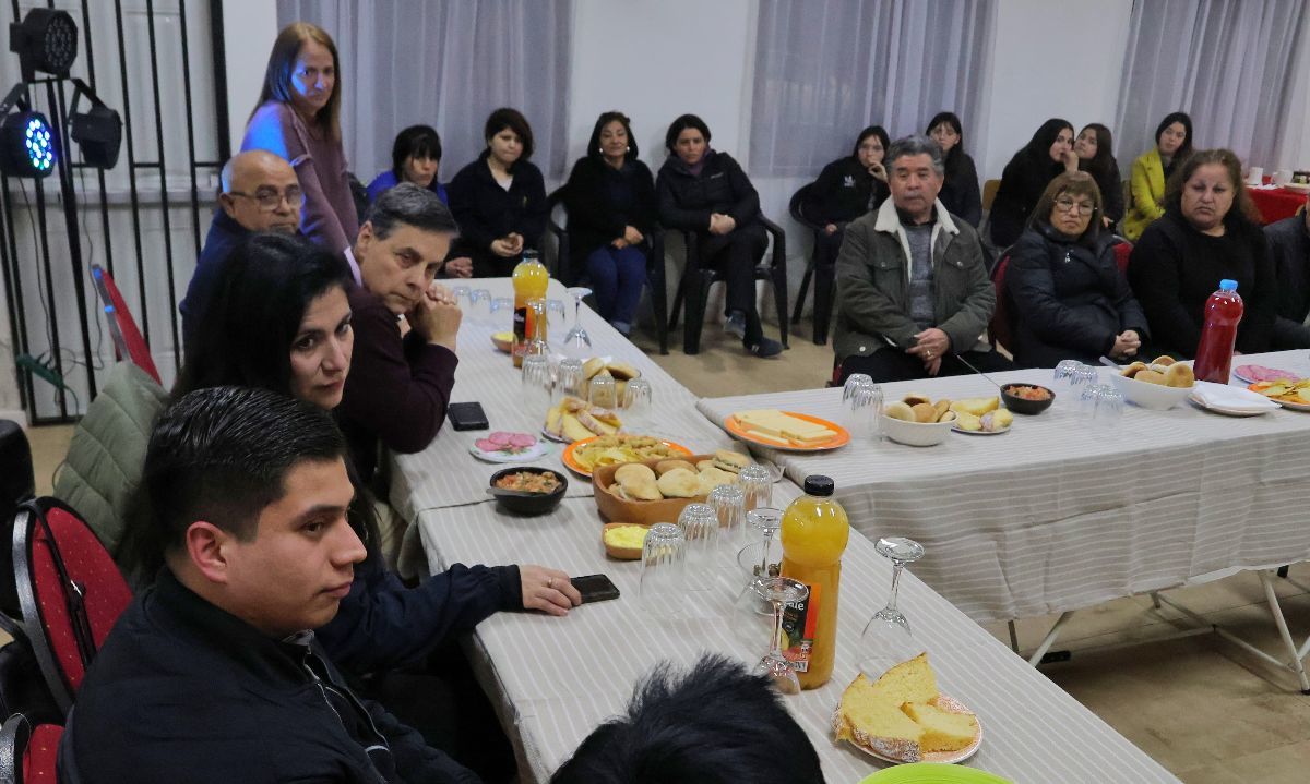 Alcalde de San Fernando se reúne con vecinos de la Villa Alborada